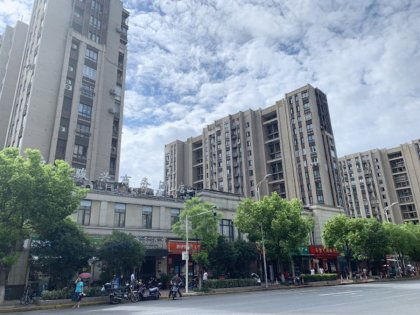 綠地新江橋城 東區(qū) 優(yōu)點(diǎn) 不足,綠地新江橋城 東區(qū) 怎么樣,綠地新江橋城 東區(qū) 周邊房產(chǎn)中介經(jīng)紀(jì)人評(píng)價(jià) 上海安居客